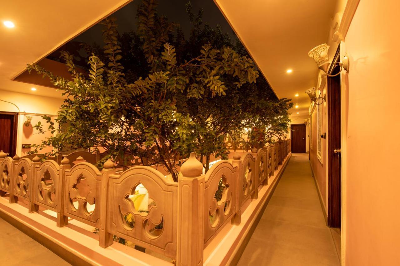 Amritara Suryauday Haveli Otel Varanasi Dış mekan fotoğraf