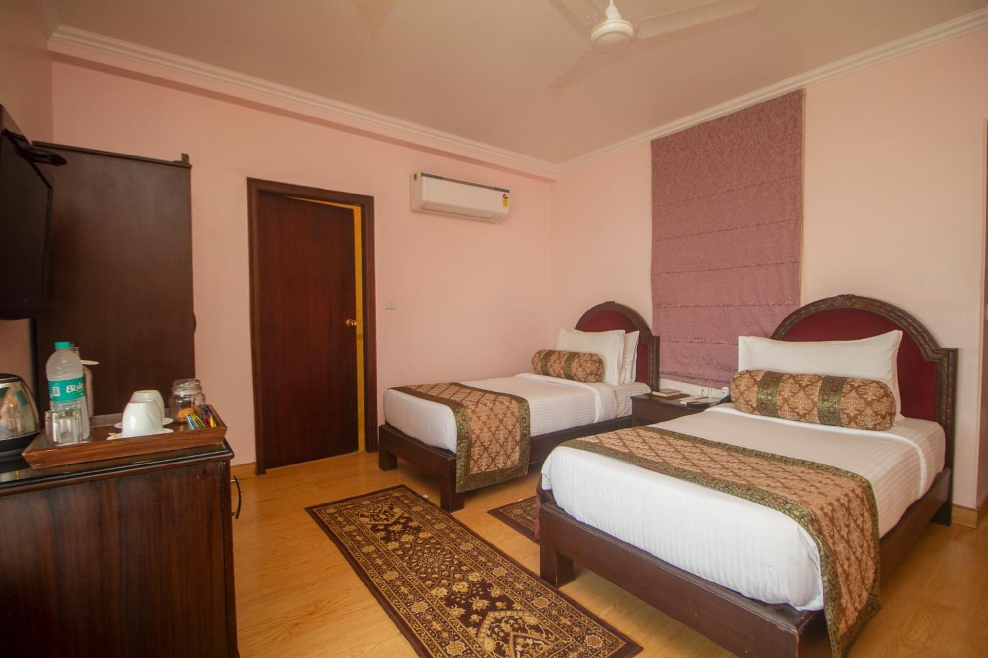 Amritara Suryauday Haveli Otel Varanasi Dış mekan fotoğraf