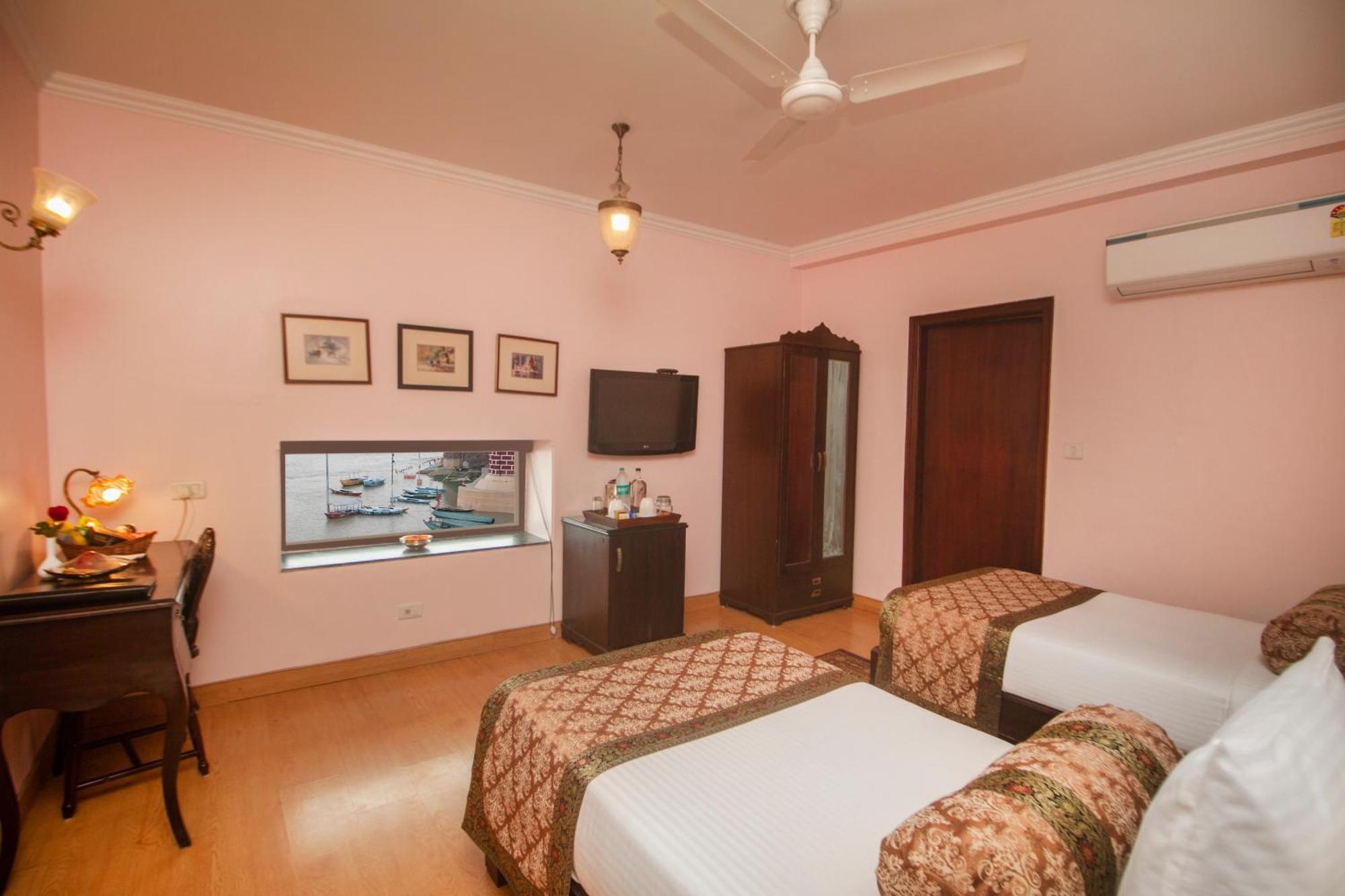 Amritara Suryauday Haveli Otel Varanasi Dış mekan fotoğraf