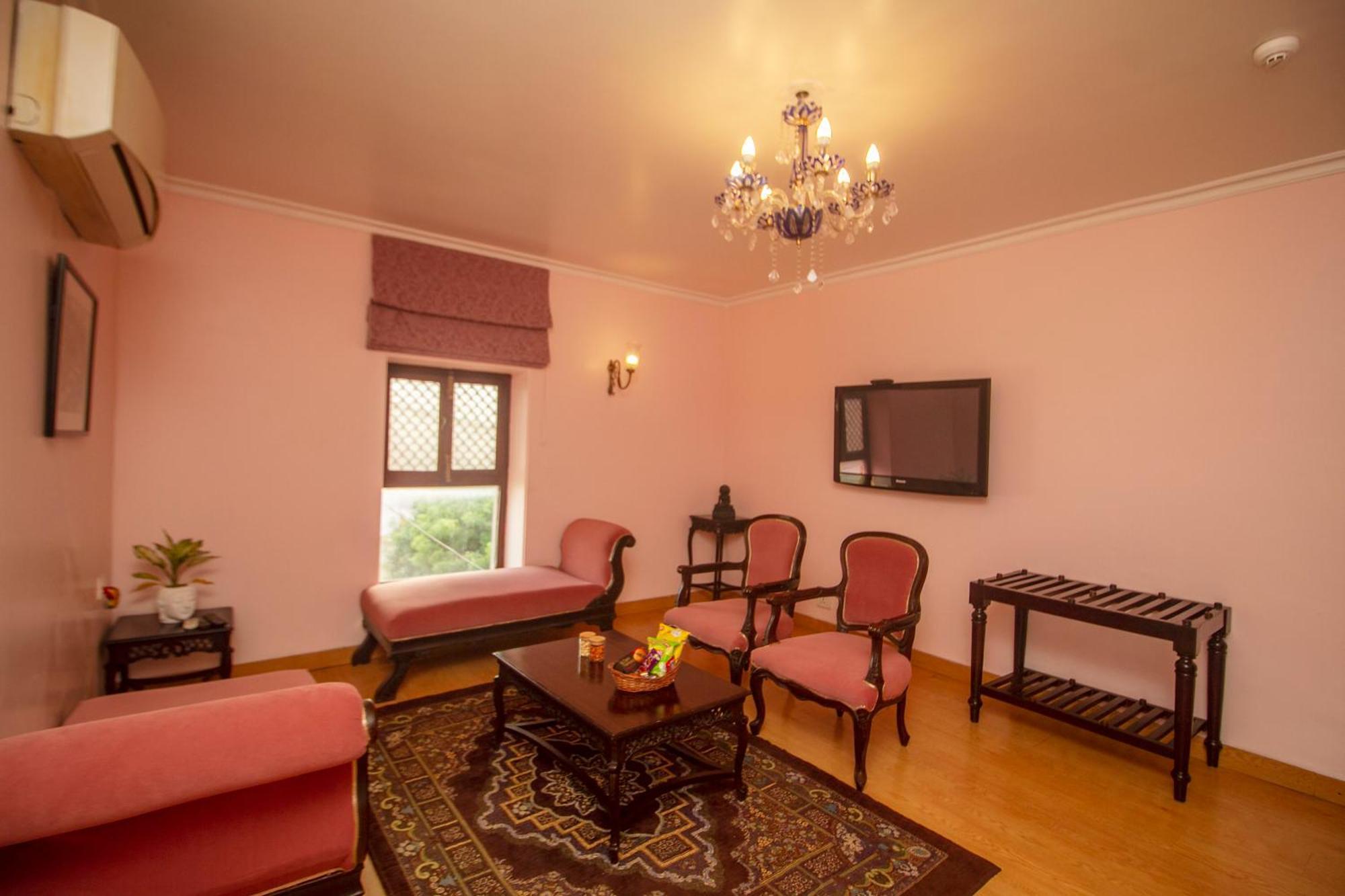Amritara Suryauday Haveli Otel Varanasi Dış mekan fotoğraf