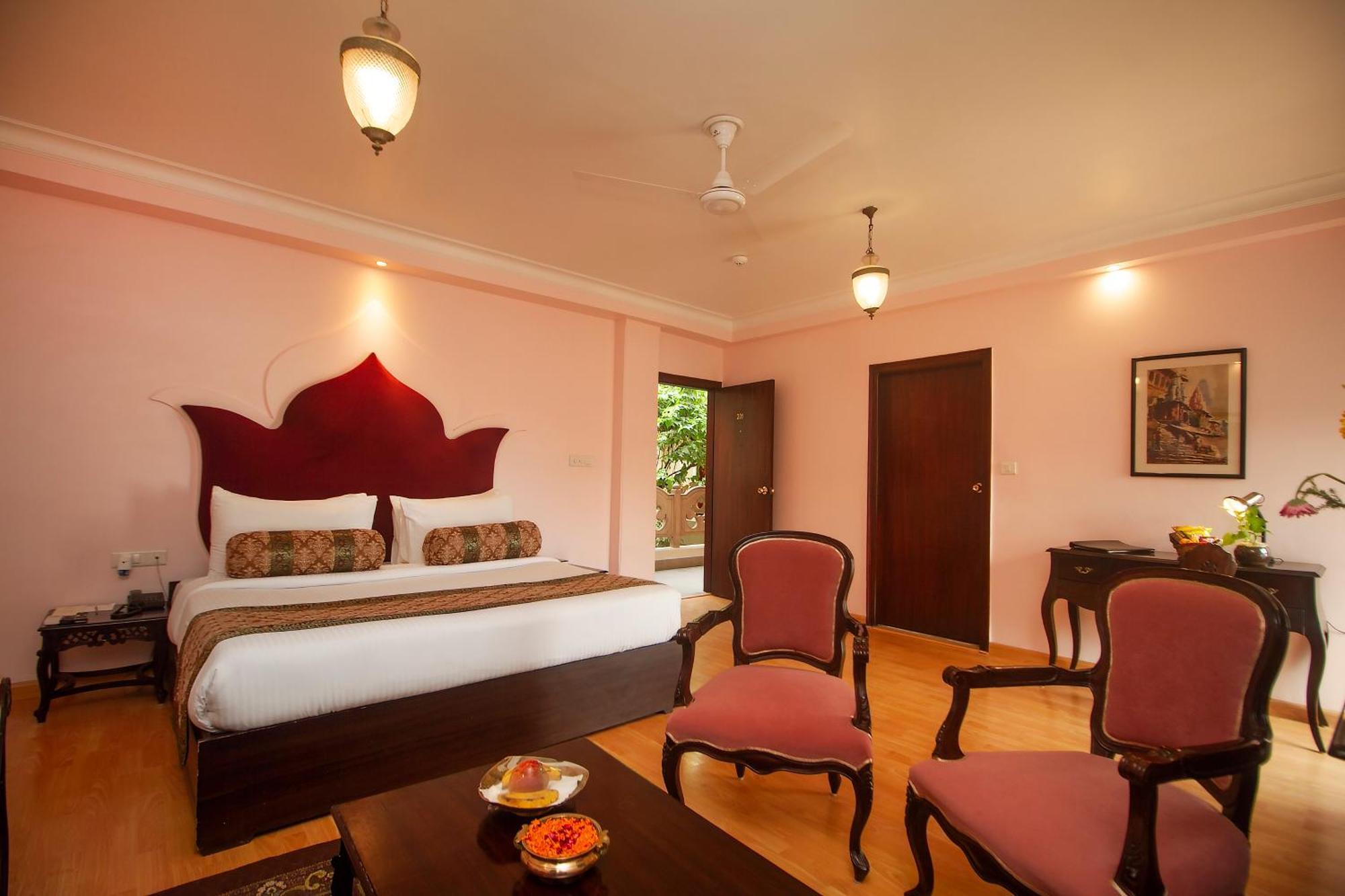 Amritara Suryauday Haveli Otel Varanasi Dış mekan fotoğraf