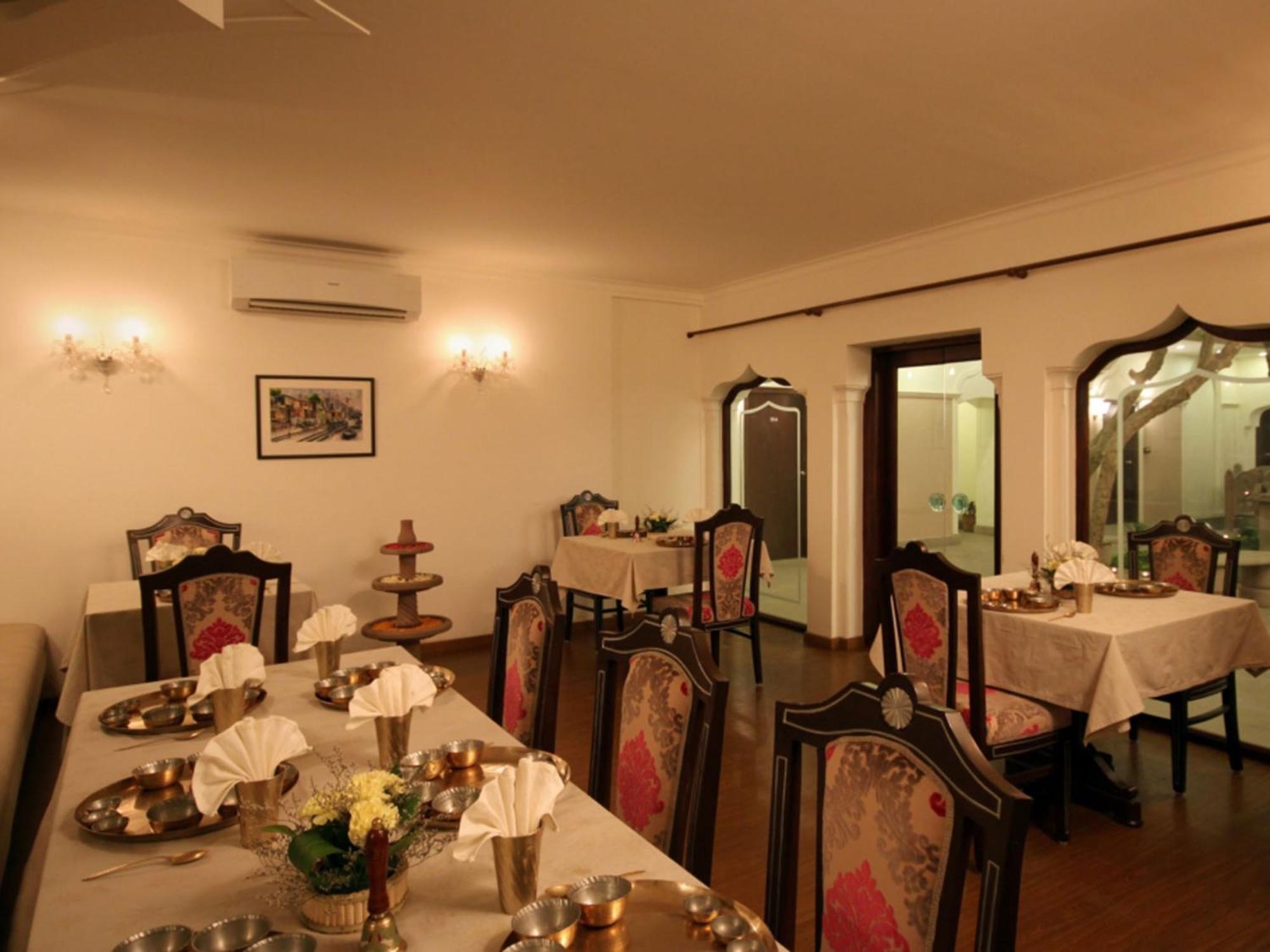 Amritara Suryauday Haveli Otel Varanasi Dış mekan fotoğraf