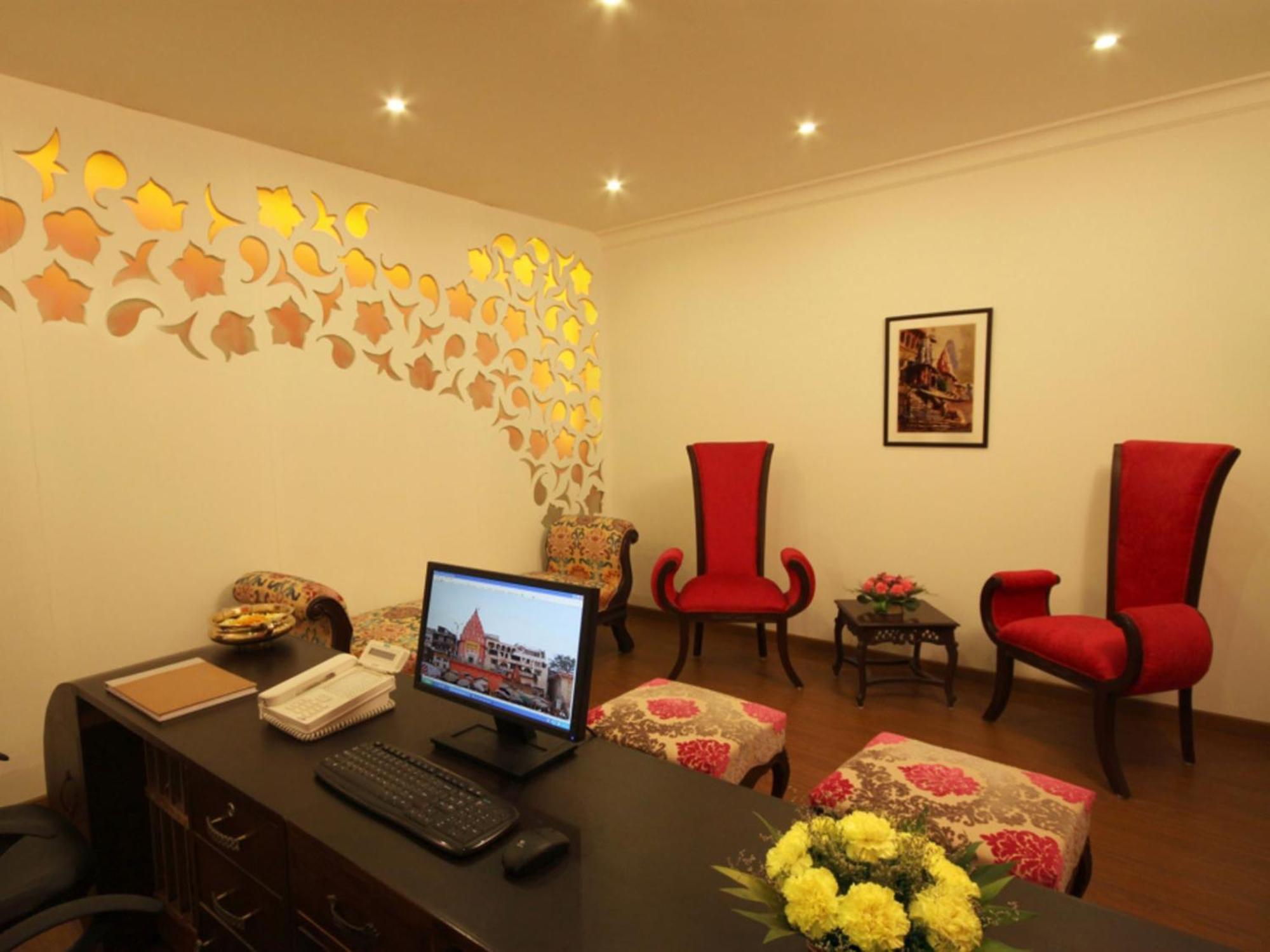 Amritara Suryauday Haveli Otel Varanasi Dış mekan fotoğraf